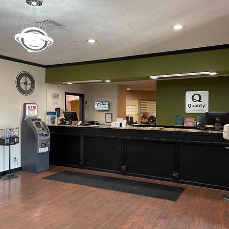Quality Inn Frontier At Us Hwy 30 Clinton Kültér fotó