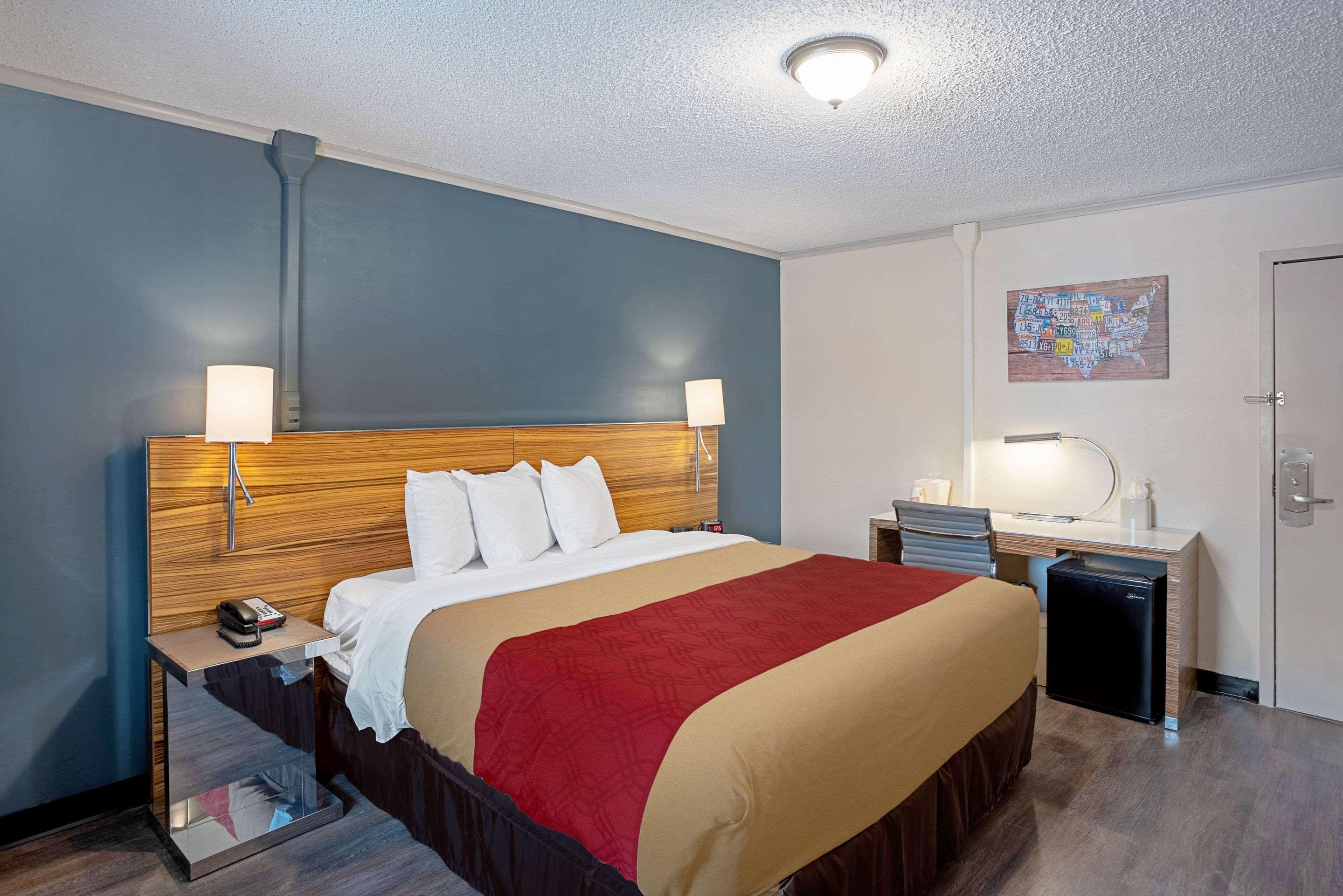 Quality Inn Frontier At Us Hwy 30 Clinton Kültér fotó