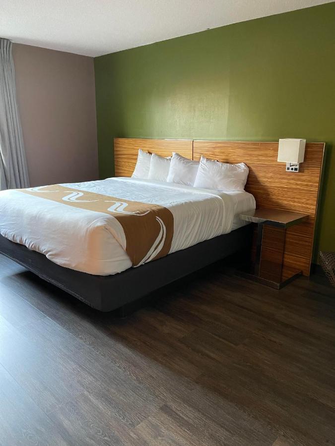 Quality Inn Frontier At Us Hwy 30 Clinton Kültér fotó